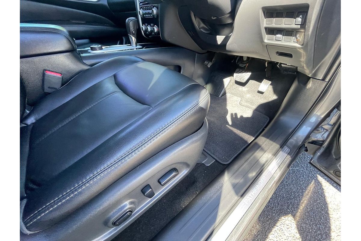 2019 Nissan Pathfinder ST-L R52 Series III