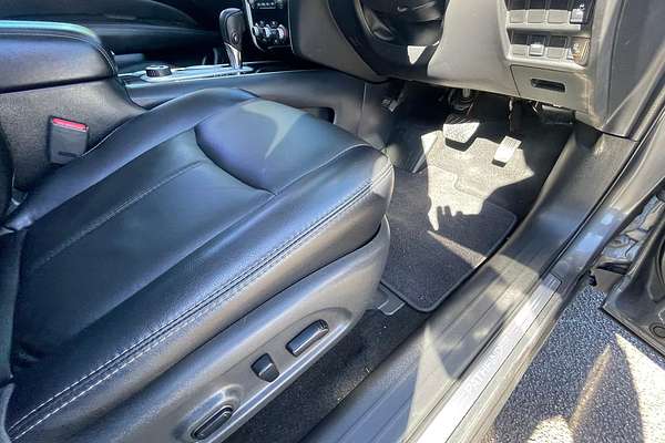2019 Nissan Pathfinder ST-L R52 Series III