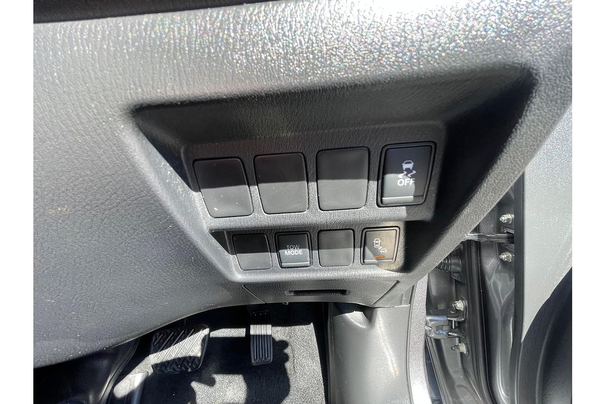 2019 Nissan Pathfinder ST-L R52 Series III