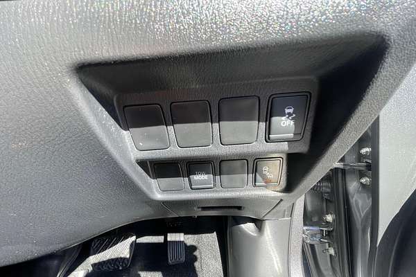 2019 Nissan Pathfinder ST-L R52 Series III