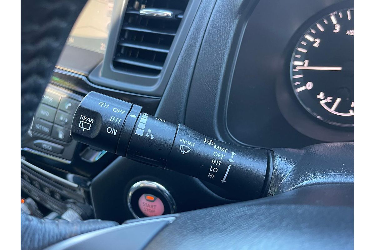 2019 Nissan Pathfinder ST-L R52 Series III