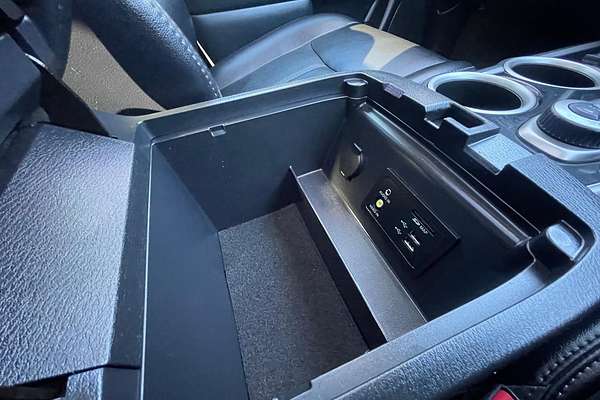 2019 Nissan Pathfinder ST-L R52 Series III