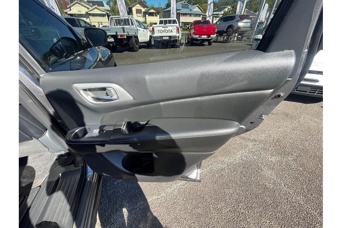 2019 Nissan Pathfinder ST-L R52 Series III