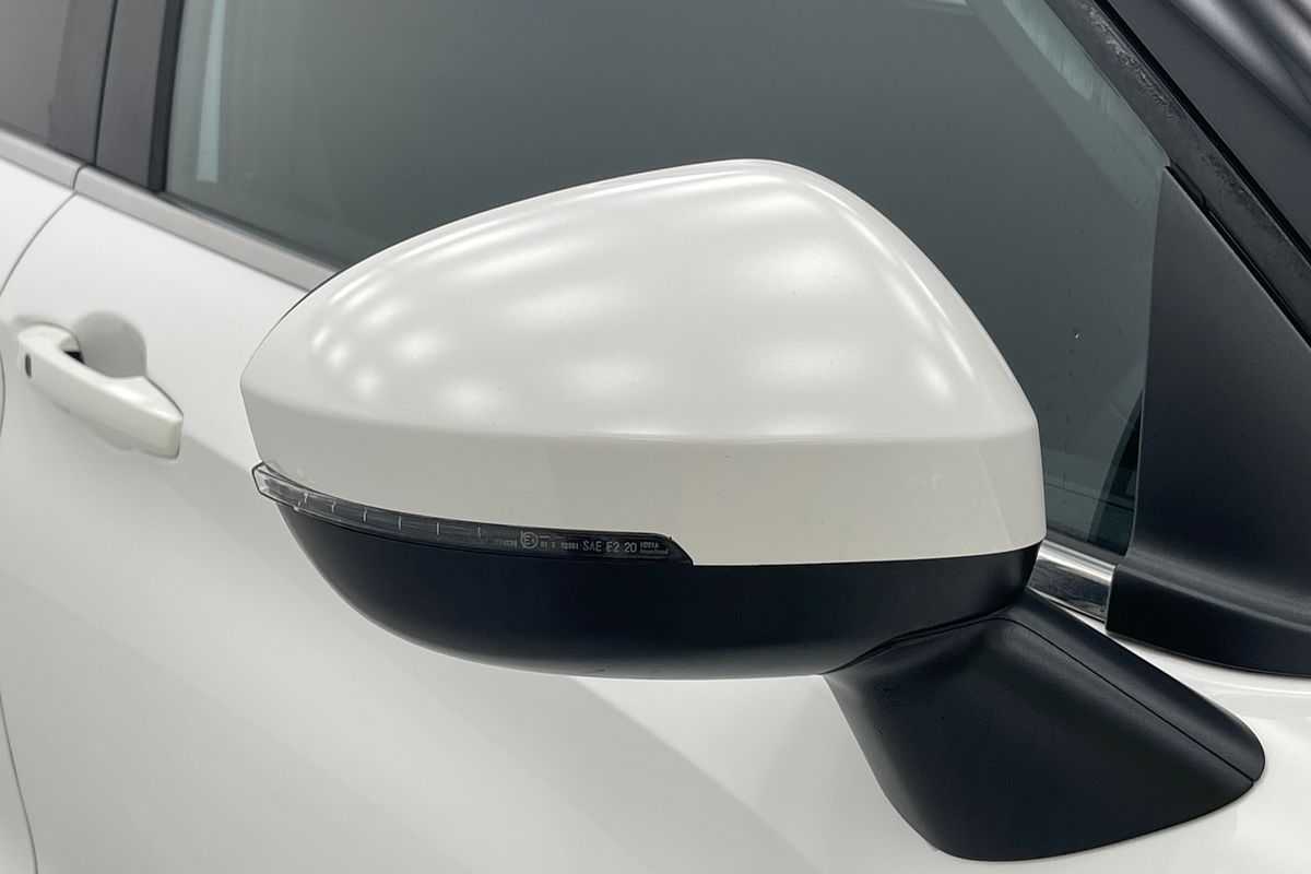 2023 Mitsubishi Outlander LS ZM