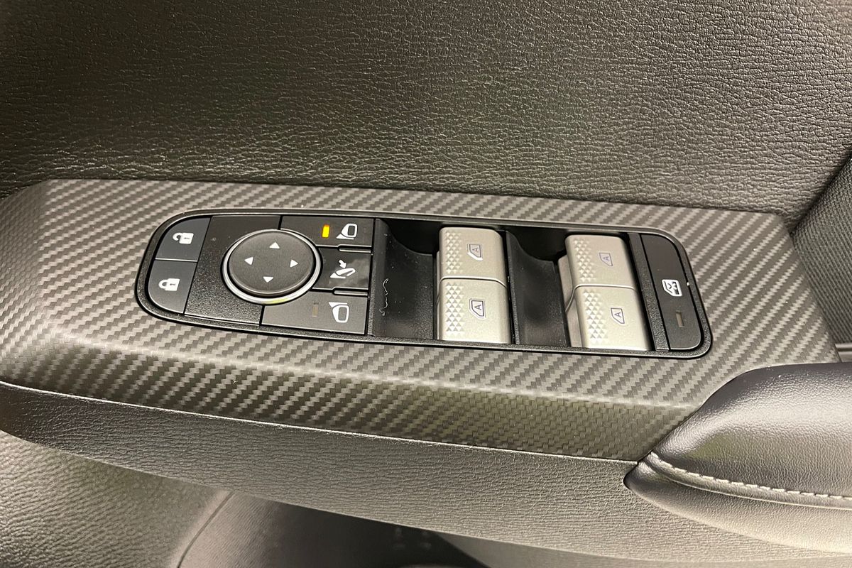 2023 Mitsubishi Outlander LS ZM