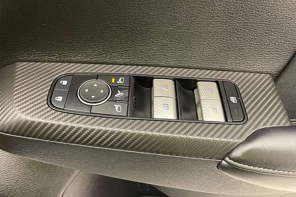 2023 Mitsubishi Outlander LS ZM