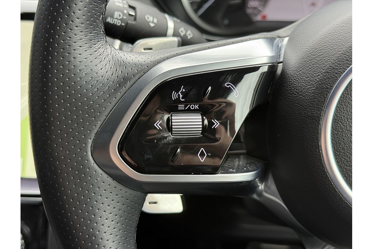 2022 Jaguar E-PACE P250 R-Dynamic SE X540