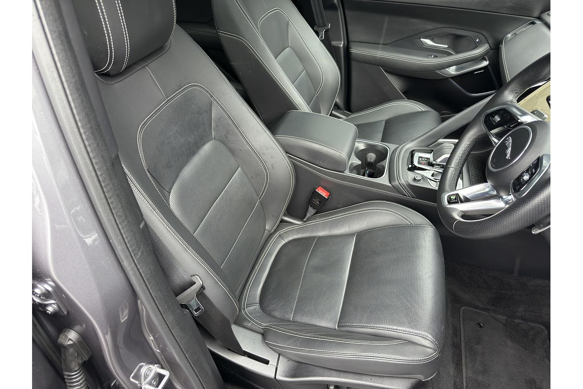 2022 Jaguar E-PACE P250 R-Dynamic SE X540