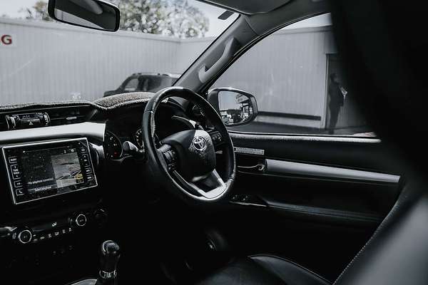 2019 Toyota Hilux SR5 GUN126R 4X4