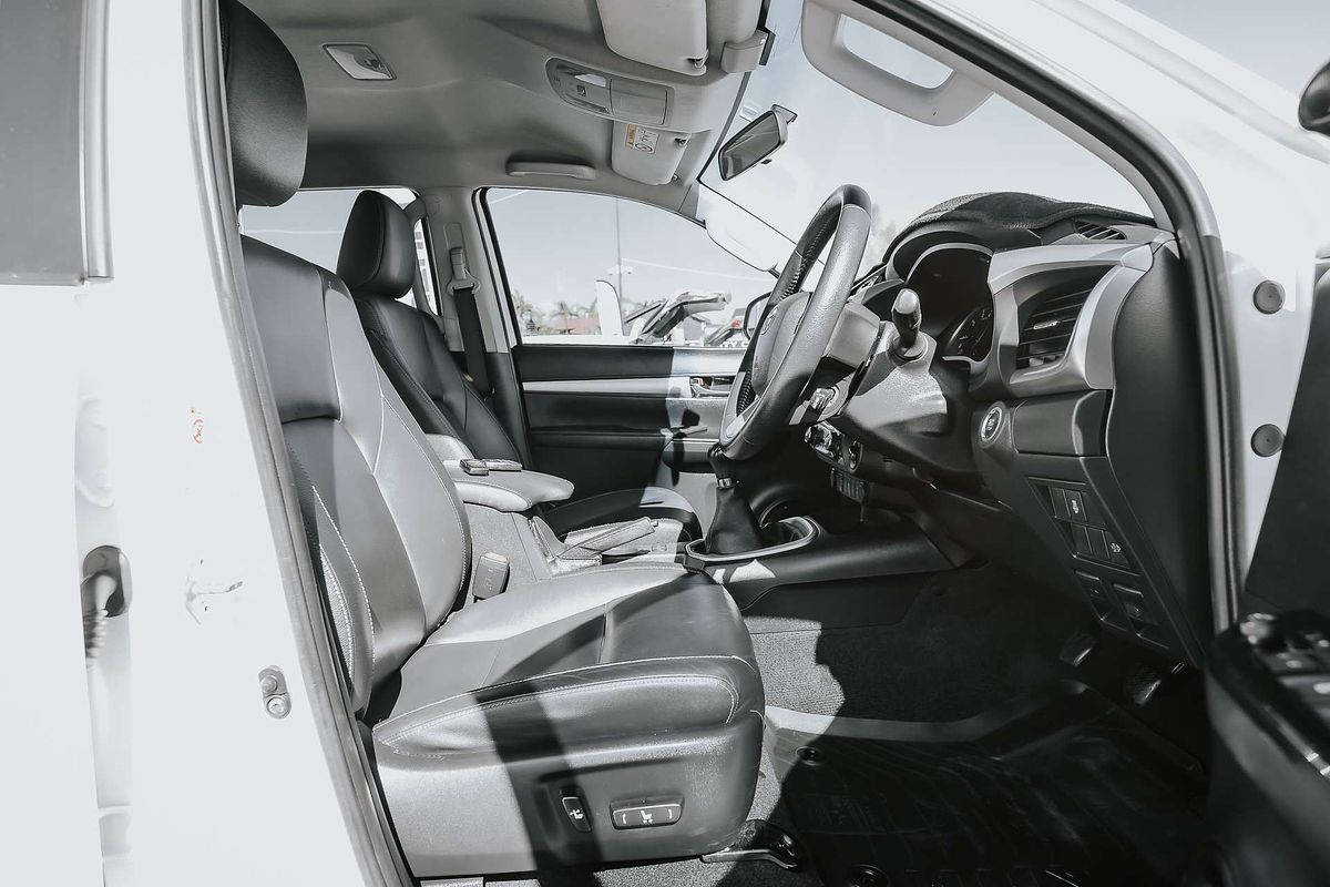 2019 Toyota Hilux SR5 GUN126R 4X4