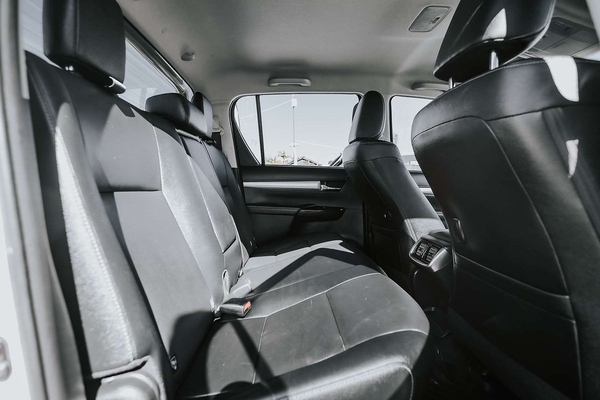2019 Toyota Hilux SR5 GUN126R 4X4