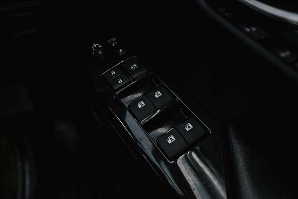 2019 Toyota Hilux SR5 GUN126R 4X4
