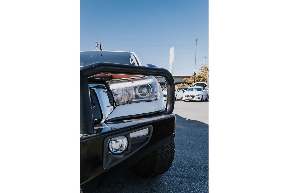 2019 Toyota Hilux SR5 GUN126R 4X4
