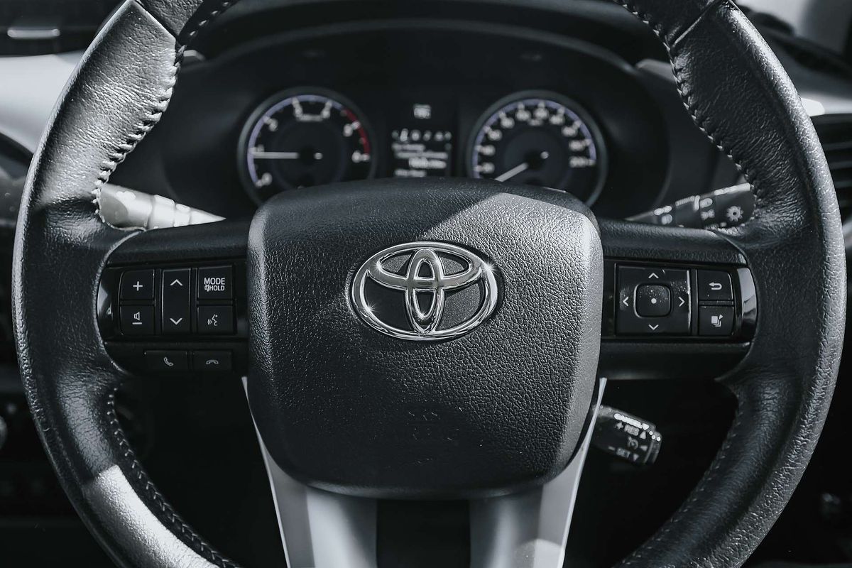2019 Toyota Hilux SR5 GUN126R 4X4