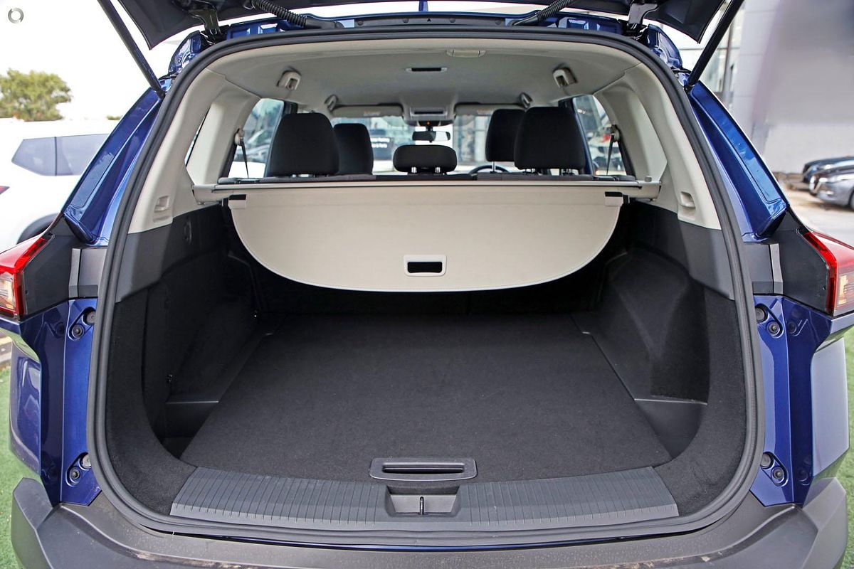2023 Nissan X-TRAIL ST T33