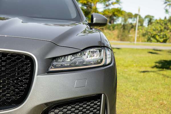 2019 Jaguar F-PACE 20d Chequered Flag X761