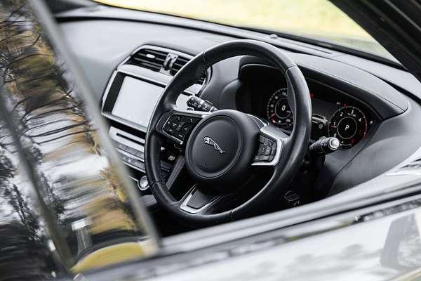 2019 Jaguar F-PACE 20d Chequered Flag X761