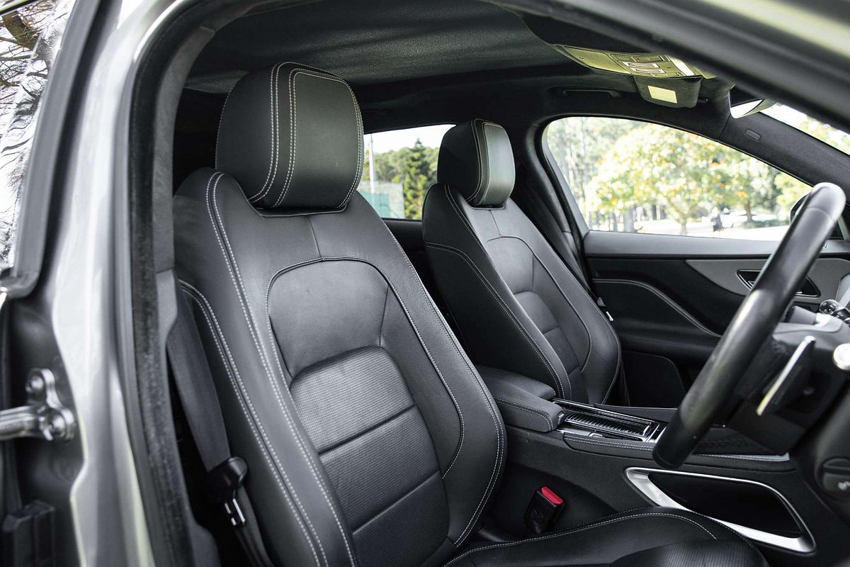 2019 Jaguar F-PACE 20d Chequered Flag X761