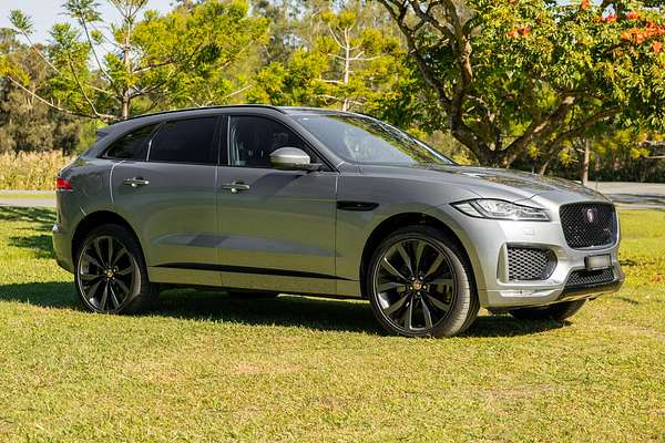 2019 Jaguar F-PACE 20d Chequered Flag X761