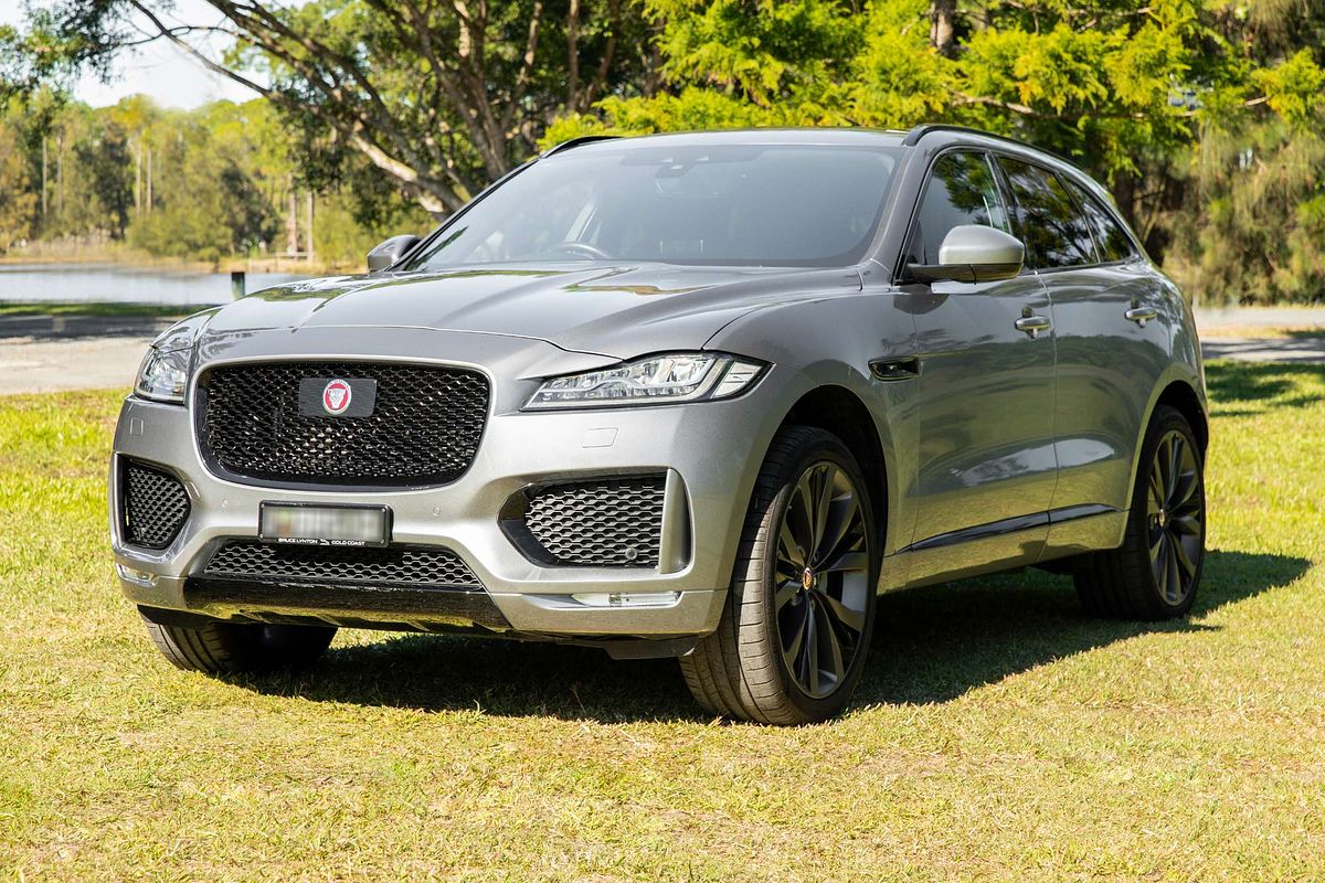 2019 Jaguar F-PACE 20d Chequered Flag X761