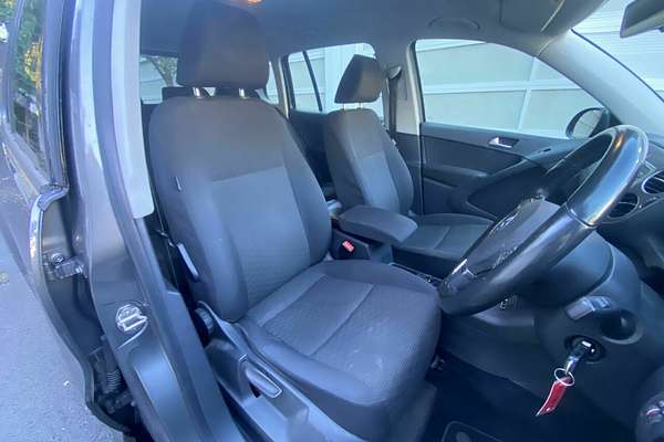 2012 Volkswagen Tiguan 103TDI 5N