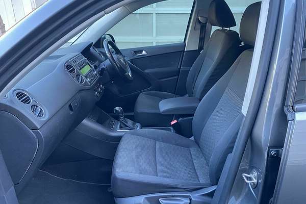 2012 Volkswagen Tiguan 103TDI 5N