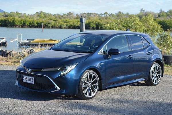 2018 Toyota Corolla ZR Hybrid ZWE211R