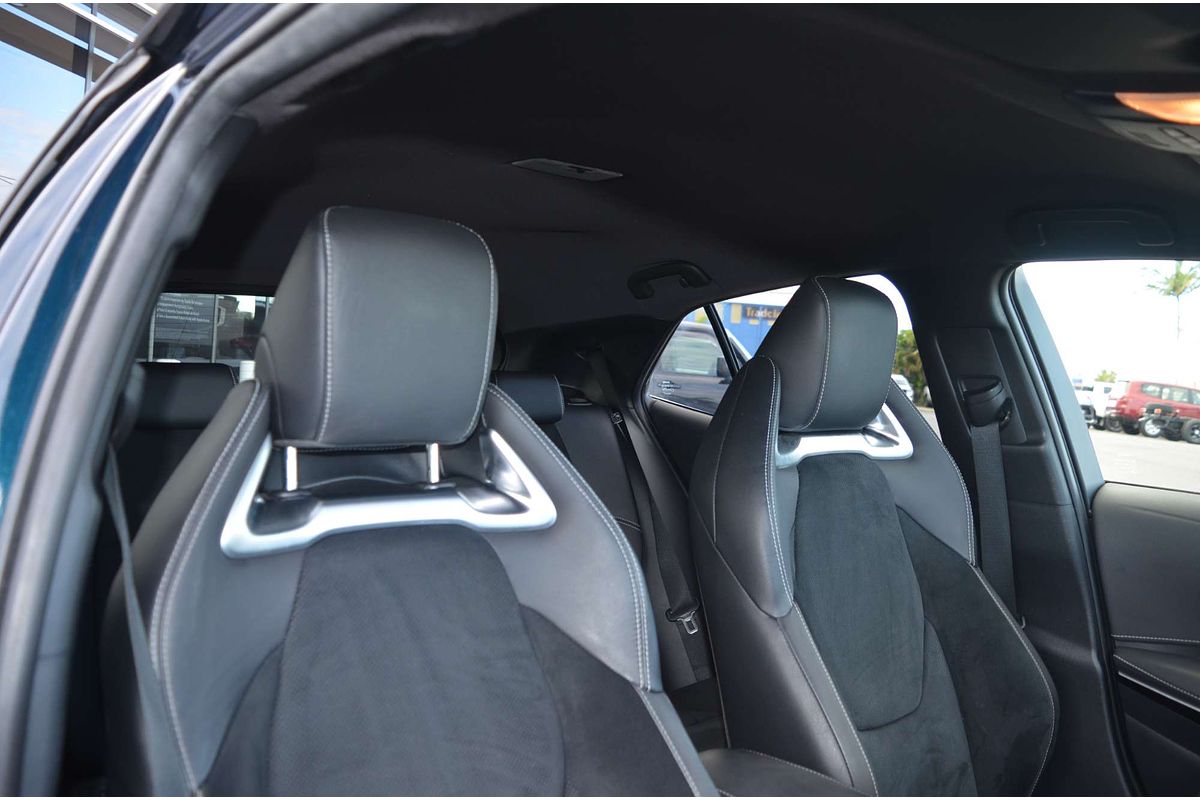 2018 Toyota Corolla ZR Hybrid ZWE211R