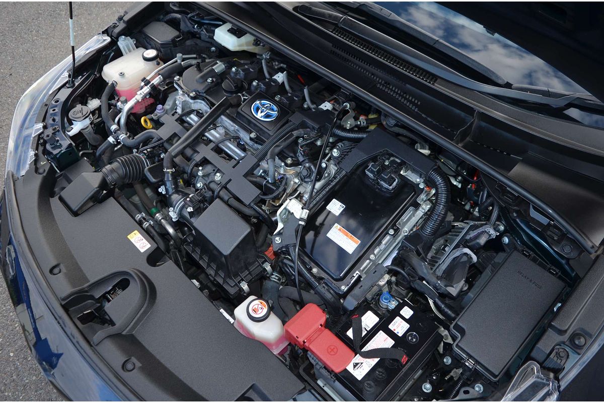 2018 Toyota Corolla ZR Hybrid ZWE211R