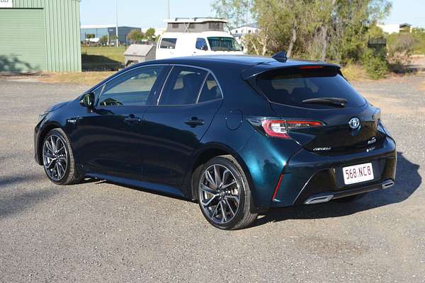 2018 Toyota Corolla ZR Hybrid ZWE211R