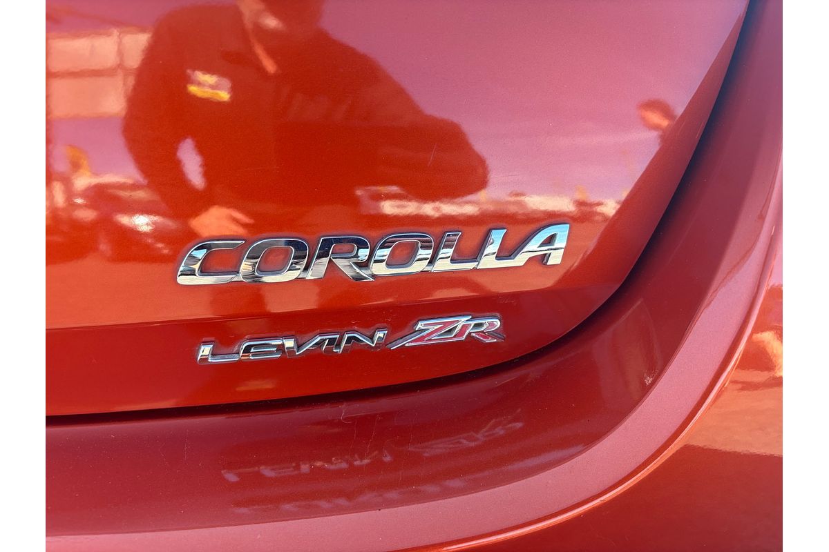 2013 Toyota COROLLA Levin ZR ZRE182R