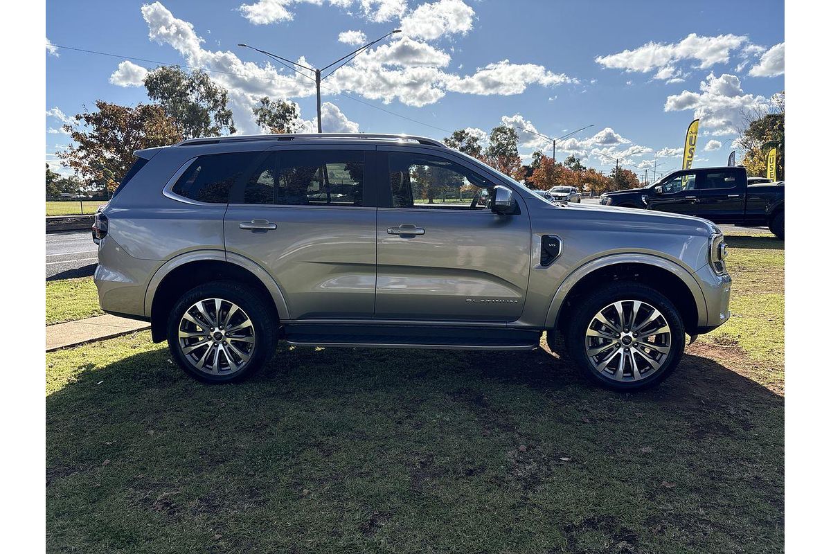2025 Ford Everest Platinum 3.0L