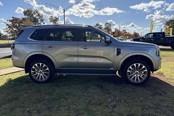 2025 Ford Everest Platinum 3.0L