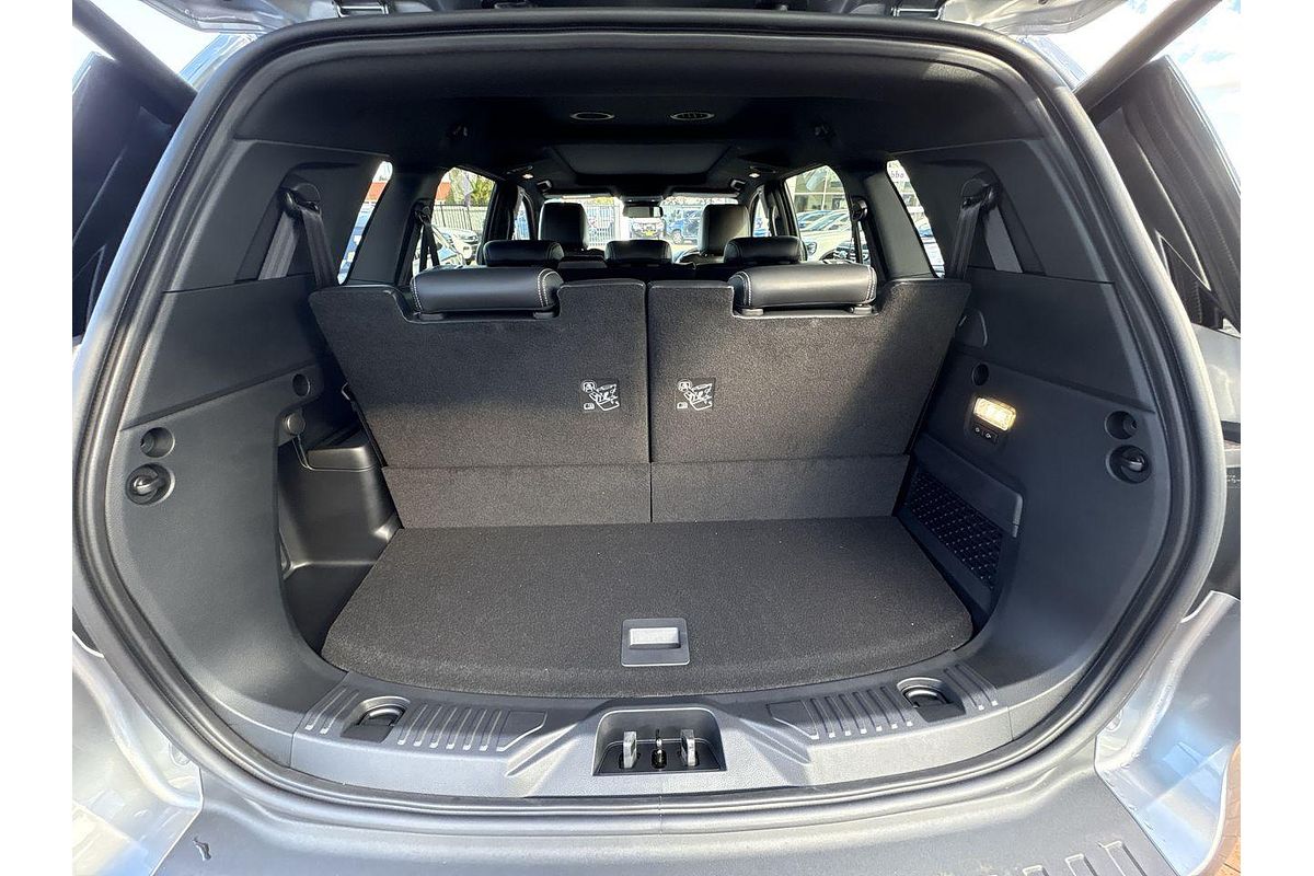 2025 Ford Everest Platinum 3.0L