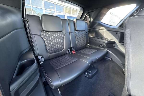 2025 Ford Everest Platinum 3.0L