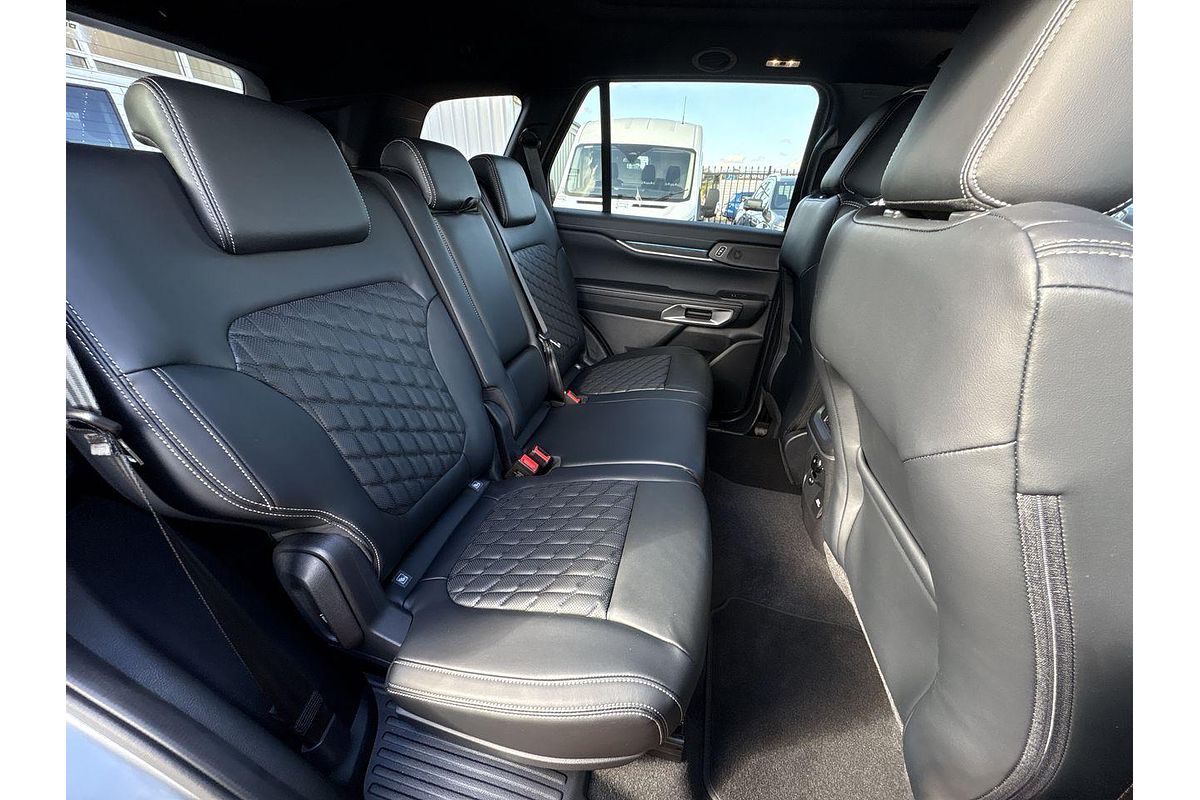 2025 Ford Everest Platinum 3.0L