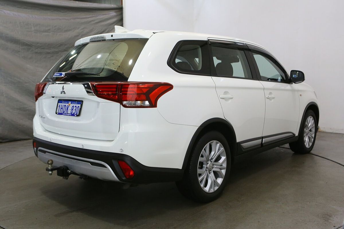 2020 Mitsubishi Outlander ES ZL