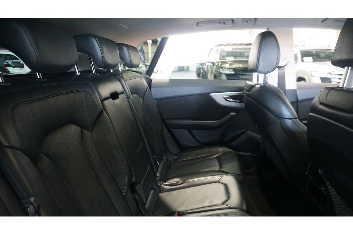 2021 Audi Q8 50 TDI S line F1