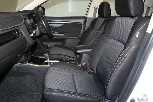 2020 Mitsubishi Outlander ES ZL