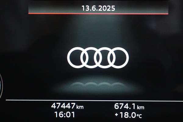 2021 Audi Q8 50 TDI S line F1