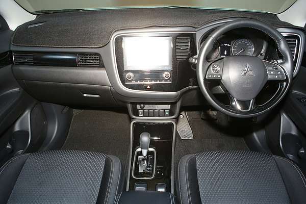 2020 Mitsubishi Outlander ES ZL