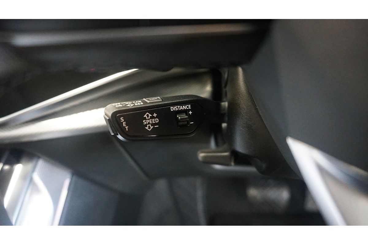 2021 Audi Q8 50 TDI S line F1