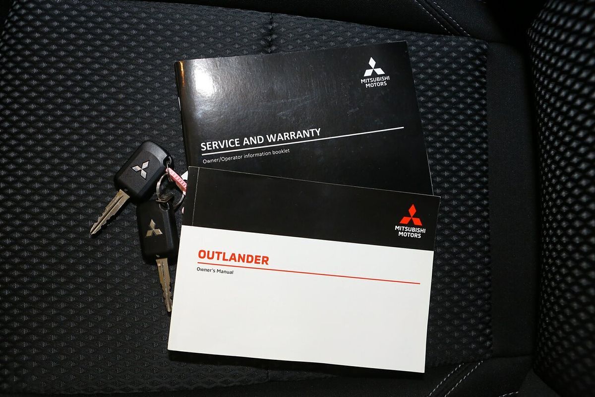2020 Mitsubishi Outlander ES ZL