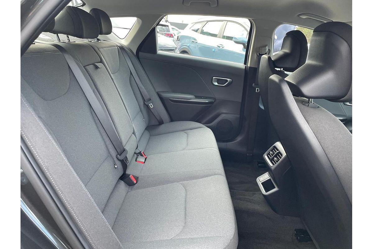 2025 Kia K4 Sport CL4m