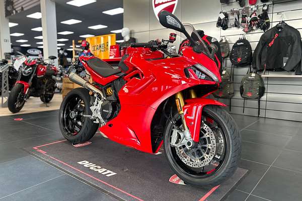 2021 Ducati SUPERSPORT 950S Supersport