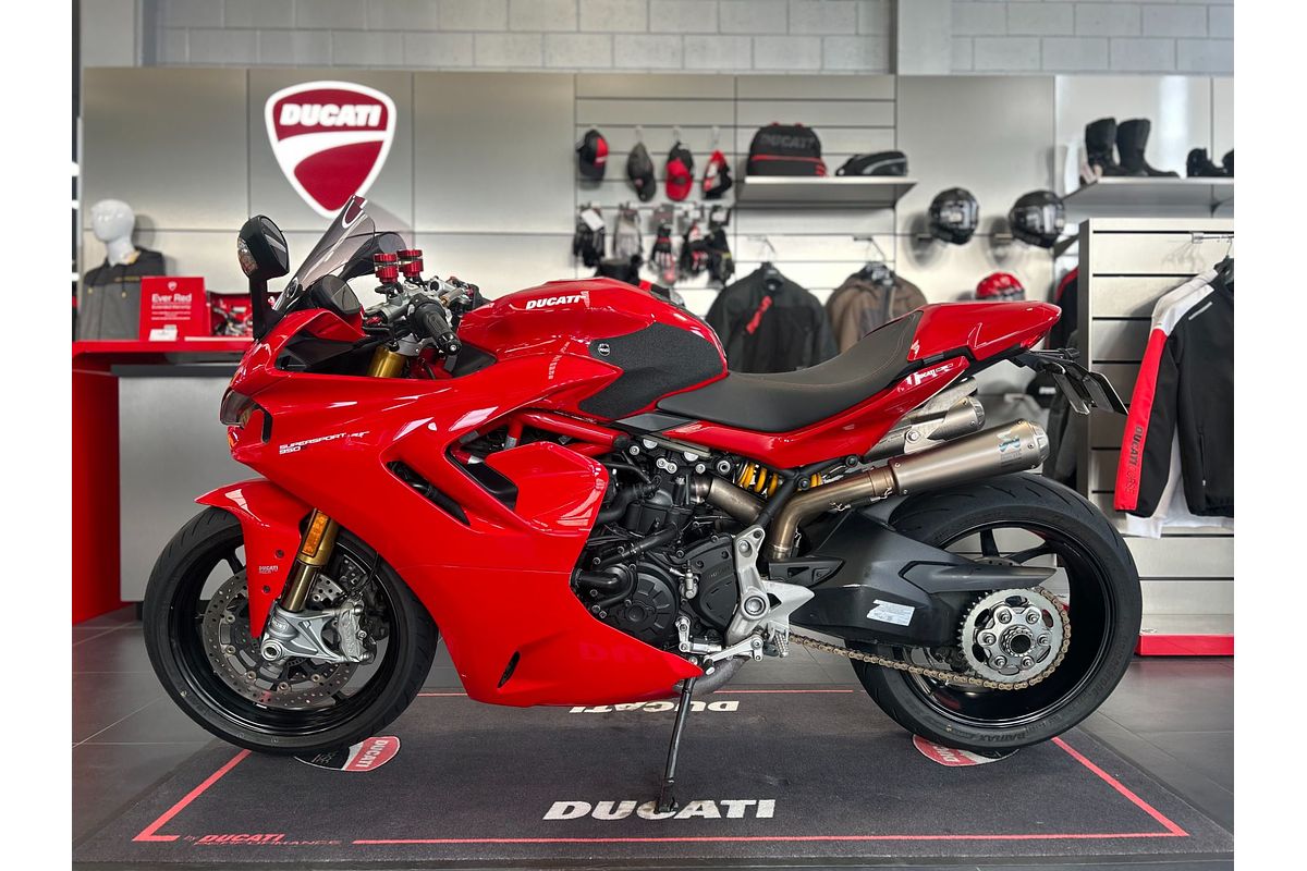 2021 Ducati SUPERSPORT 950S Supersport