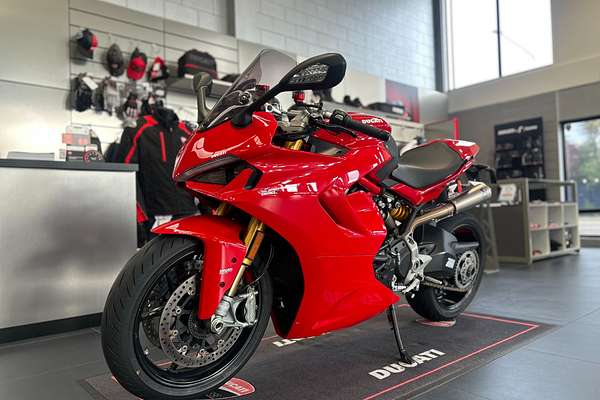 2021 Ducati SUPERSPORT 950S Supersport