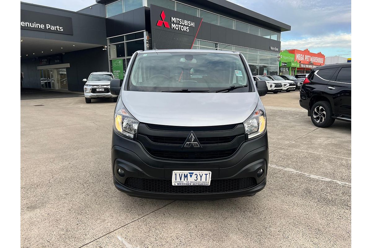 2022 Mitsubishi Express GLX SN SWB