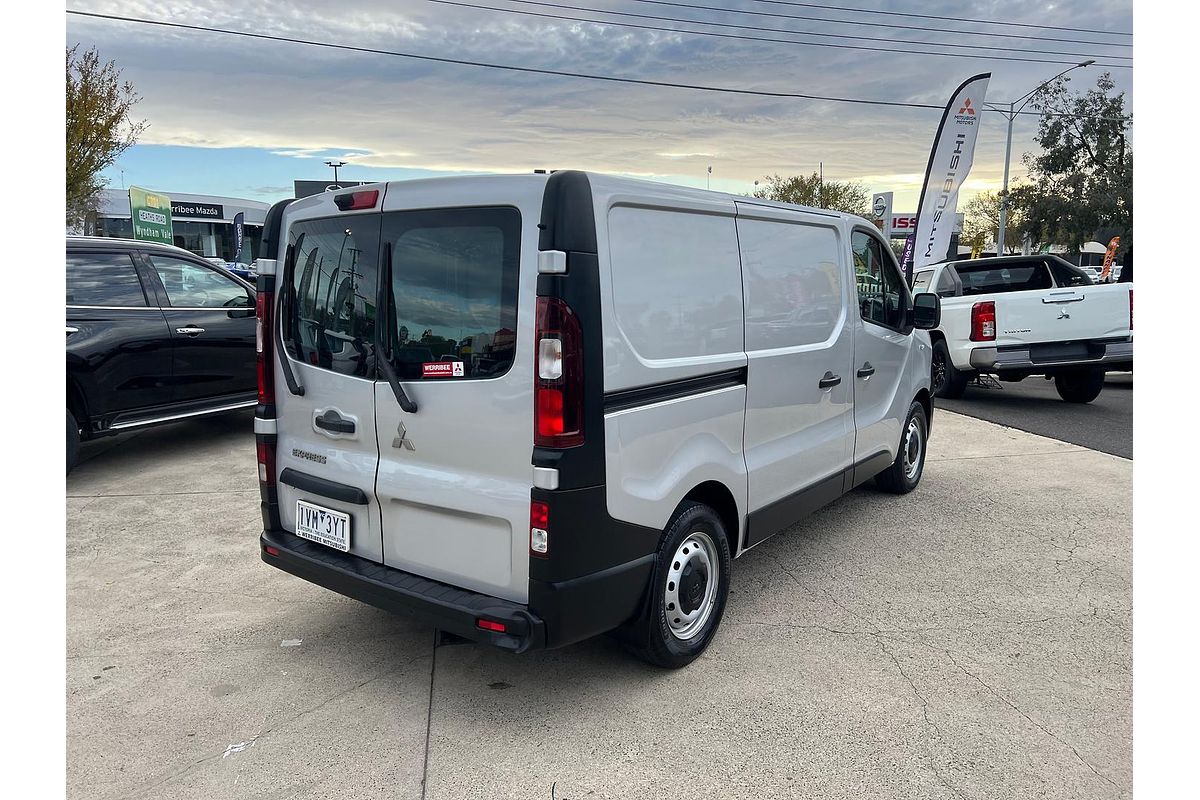 2022 Mitsubishi Express GLX SN SWB