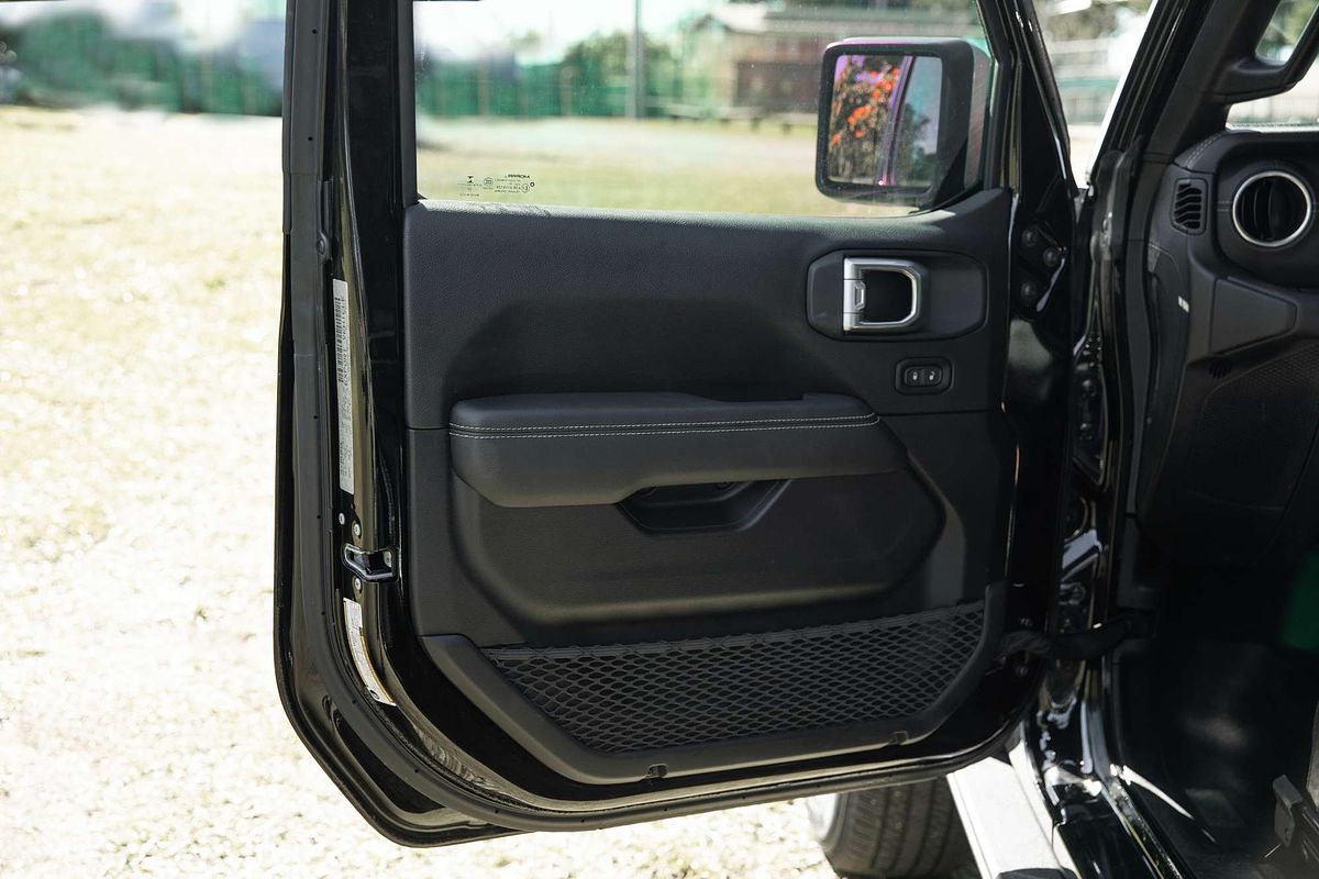 2020 Jeep Wrangler Overland JL